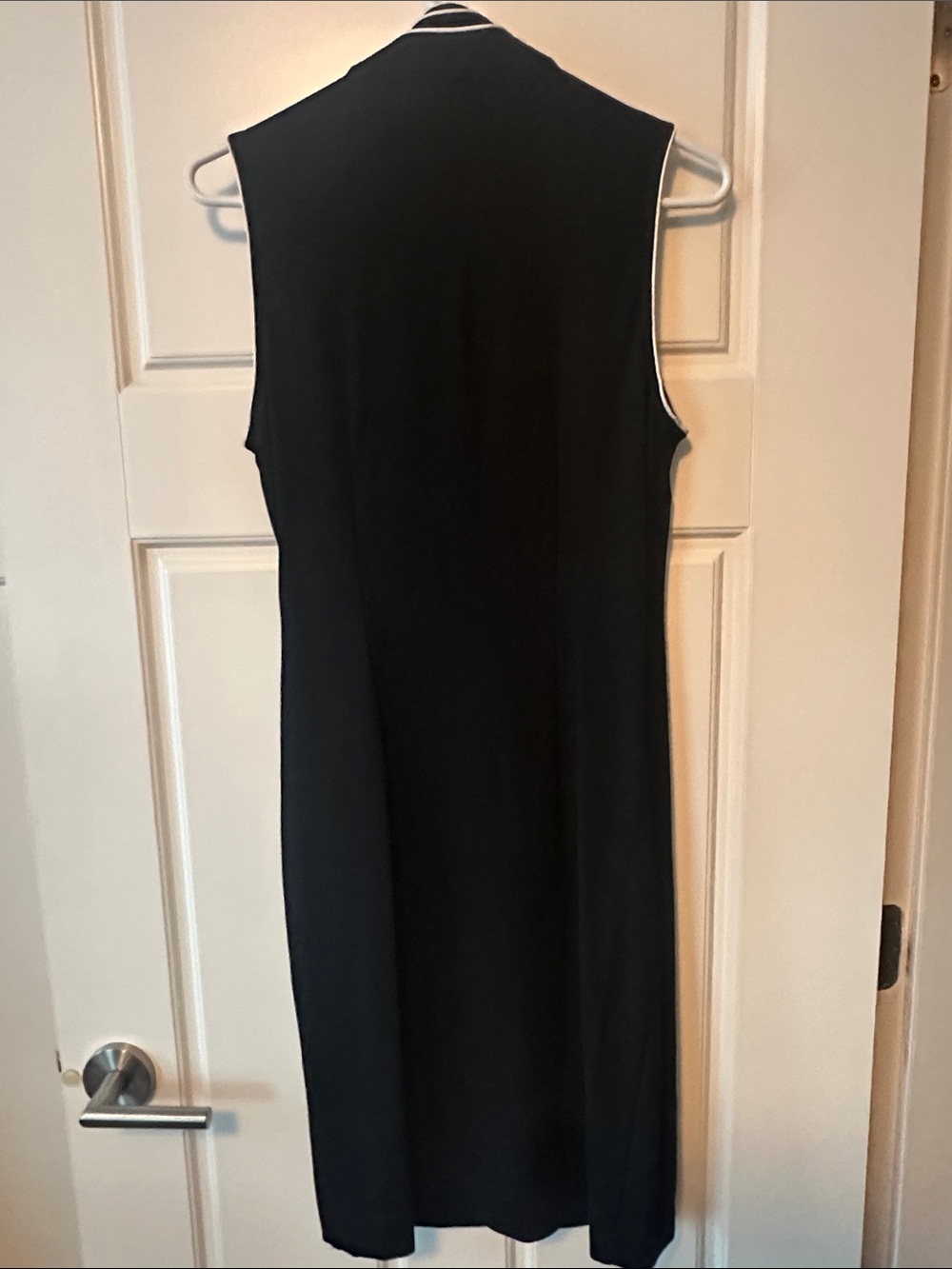 Joseph Ribkoff Black Sleeveless Sheath Dress with White Piping - Picture 4 of 4